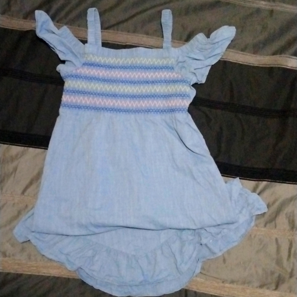 Girls dress